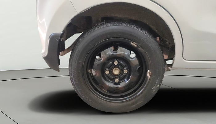 2016 Maruti Alto K10 VXI, Petrol, Manual, 77,388 km, Right Rear Wheel