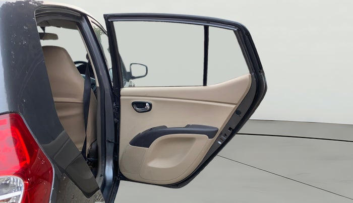 2013 Hyundai i10 MAGNA 1.1, CNG, Manual, 72,252 km, RHS Rear Door