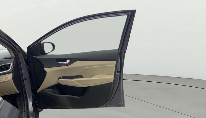 2018 Hyundai Verna 1.6 VTVT SX O, Petrol, Manual, 59,644 km, RHS Front Door