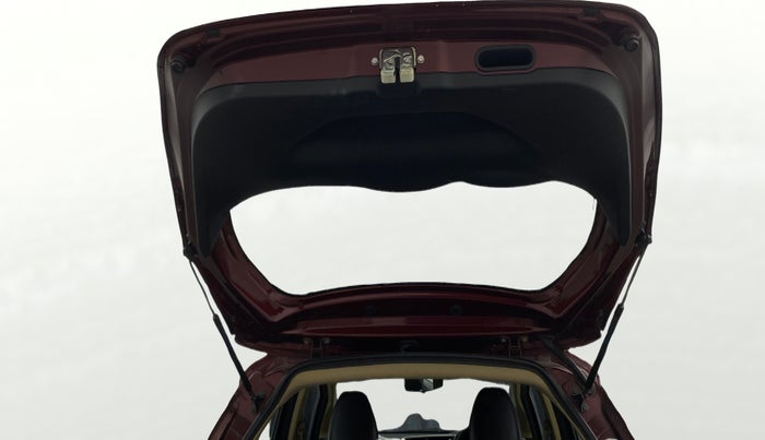 2016 Honda Jazz 1.2L I-VTEC V AT, Petrol, Automatic, 48,509 km, Boot Door Open