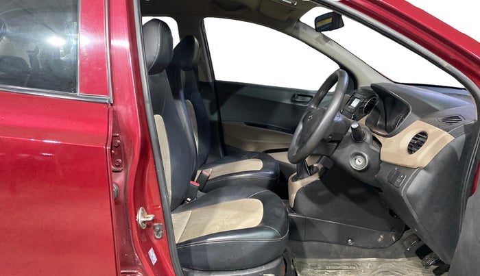 2016 Hyundai Grand i10 MAGNA 1.2 KAPPA VTVT, Petrol, Manual, 17,154 km, Right Side Front Door Cabin