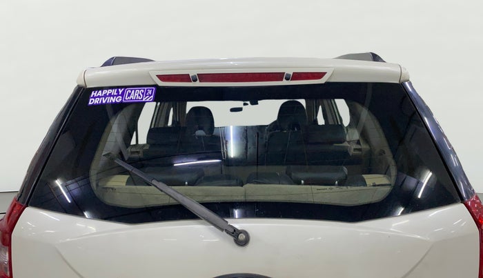 2017 Mahindra XUV500 W4, Diesel, Manual, 74,520 km, Rear Windshield