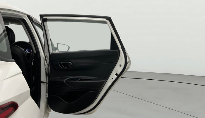 2020 Hyundai NEW I20 MAGNA 1.2 MT, Petrol, Manual, 49,881 km, RHS Rear Door