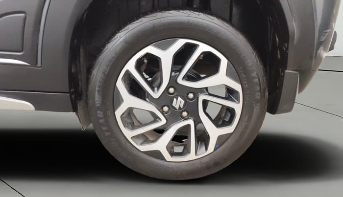 2023 Maruti FRONX ALPHA 1.0L TURBO 6 AT, Petrol, Automatic, 25,215 km, Left Rear Wheel