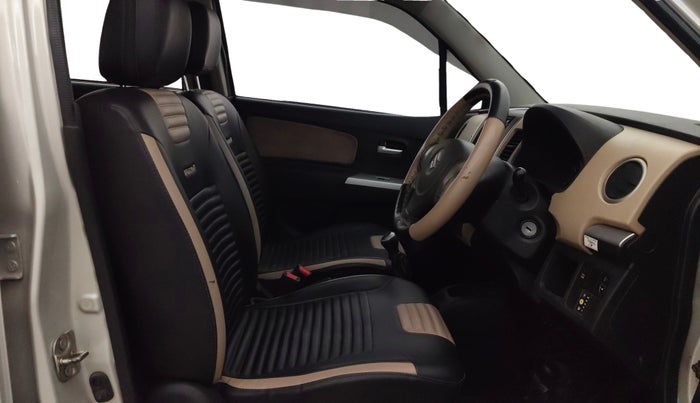 2018 Maruti Wagon R 1.0 LXI CNG, CNG, Manual, 84,234 km, Right Side Front Door Cabin