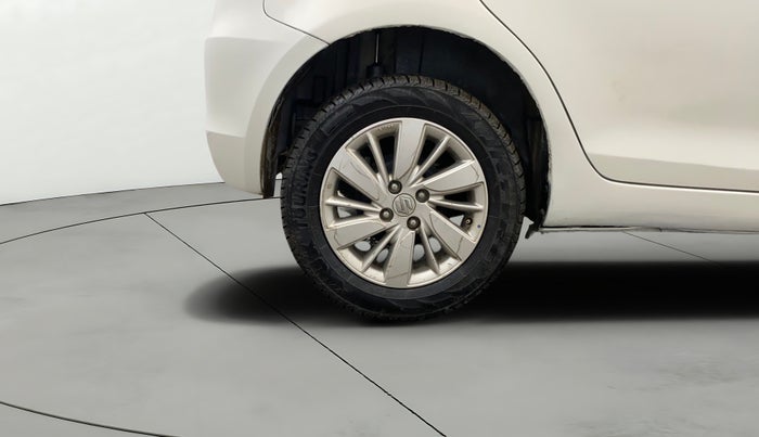 2015 Maruti Swift ZXI, Petrol, Manual, 56,958 km, Right Rear Wheel