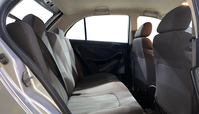 2016 Tata Bolt XM REVOTRON, Petrol, Manual, 55,482 km, Right Side Rear Door Cabin