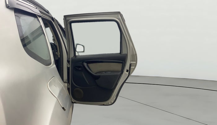 2015 Renault Duster 85 PS RXL PLUS DIESEL, Diesel, Manual, 98,972 km, RHS Rear Door