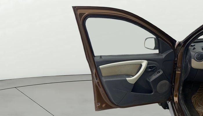 2013 Renault Duster 85 PS RXL DIESEL, Diesel, Manual, 1,11,669 km, LHS Front Door