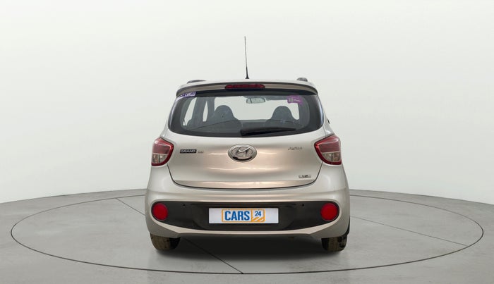 2017 Hyundai Grand i10 ASTA 1.2 KAPPA VTVT, Petrol, Manual, 31,302 km, Back/Rear