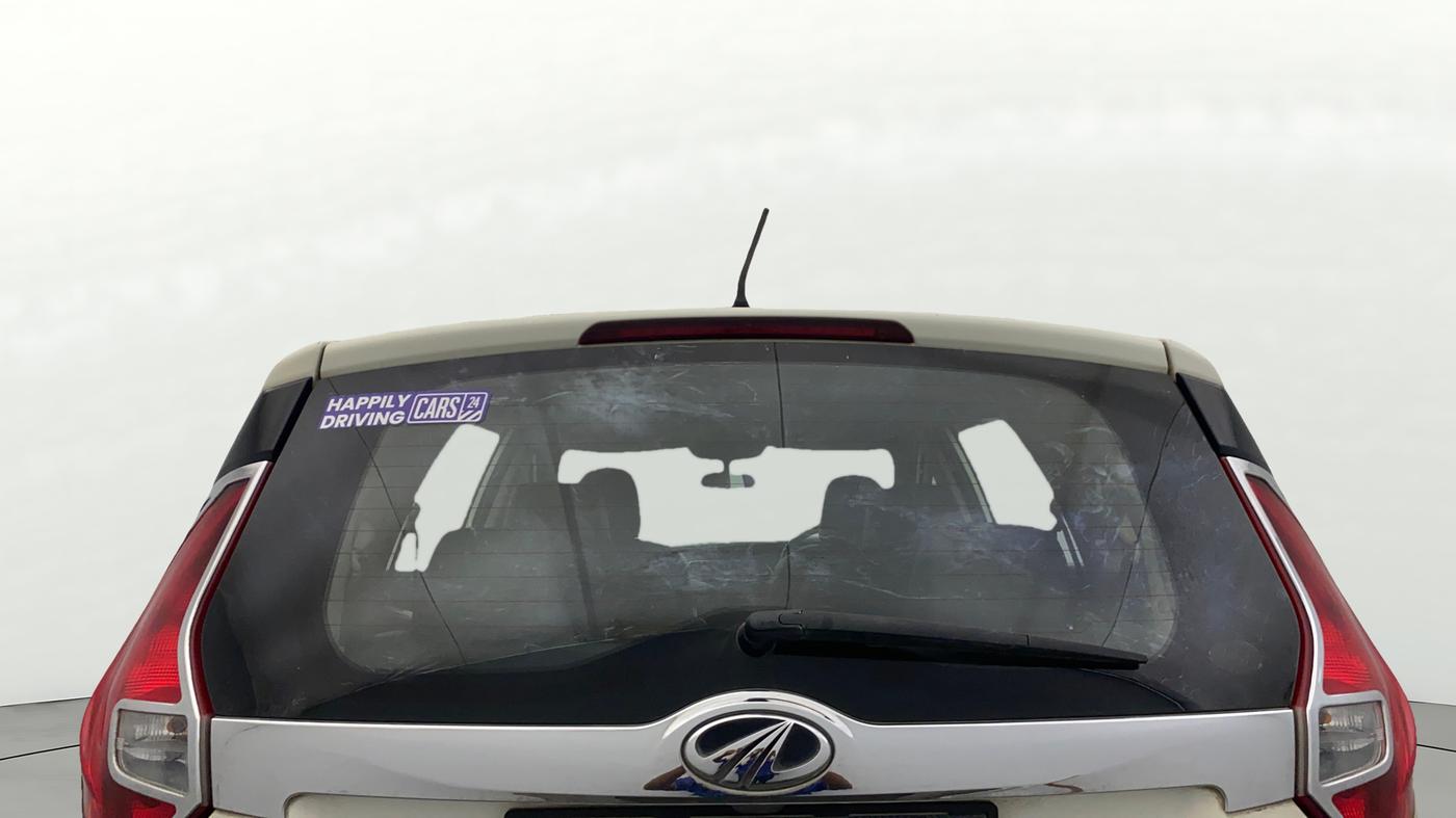 2018 Mahindra MARAZZO M6 7 STR, Diesel, Manual, 97,609 km, Rear Windshield
