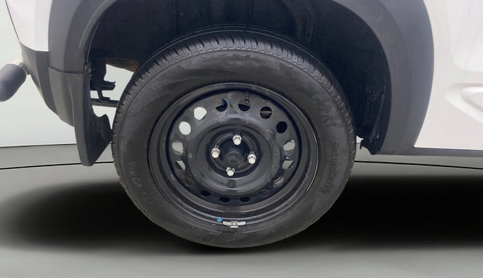 2024 Renault Kiger RXE MT, Petrol, Manual, 3,357 km, Right Rear Wheel