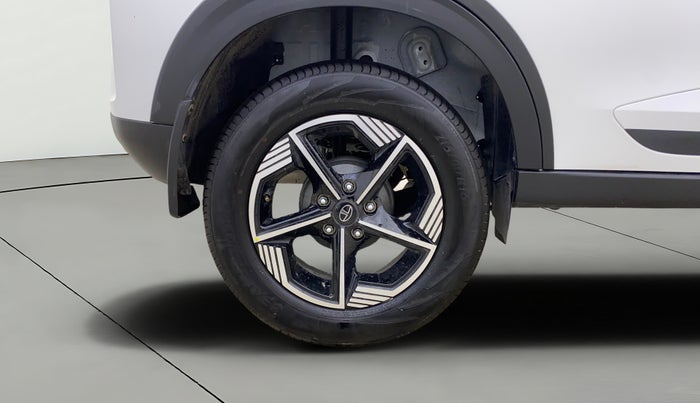 2025 Tata NEXON CREATIVE PLUS S 1.2 REVOTRON 6 AMT, Petrol, Automatic, 1,261 km, Right Rear Wheel
