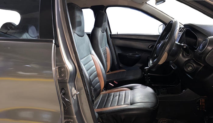 2017 Renault Kwid RXL 1.0, Petrol, Manual, 63,116 km, Right Side Front Door Cabin