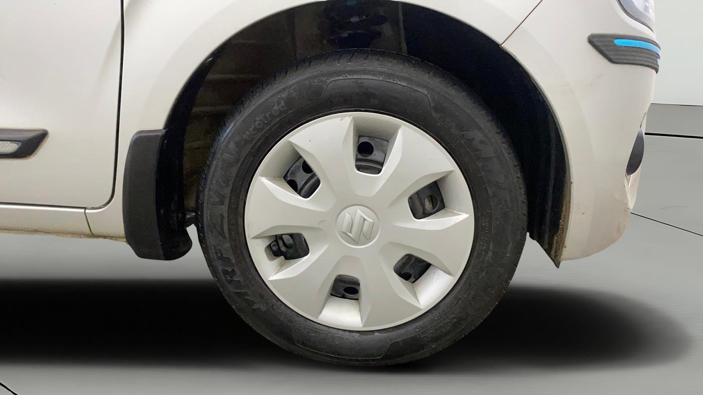 2024 Maruti New Wagon-R VXI CNG 1.0, CNG, Manual, 26,872 km, Right Front Wheel