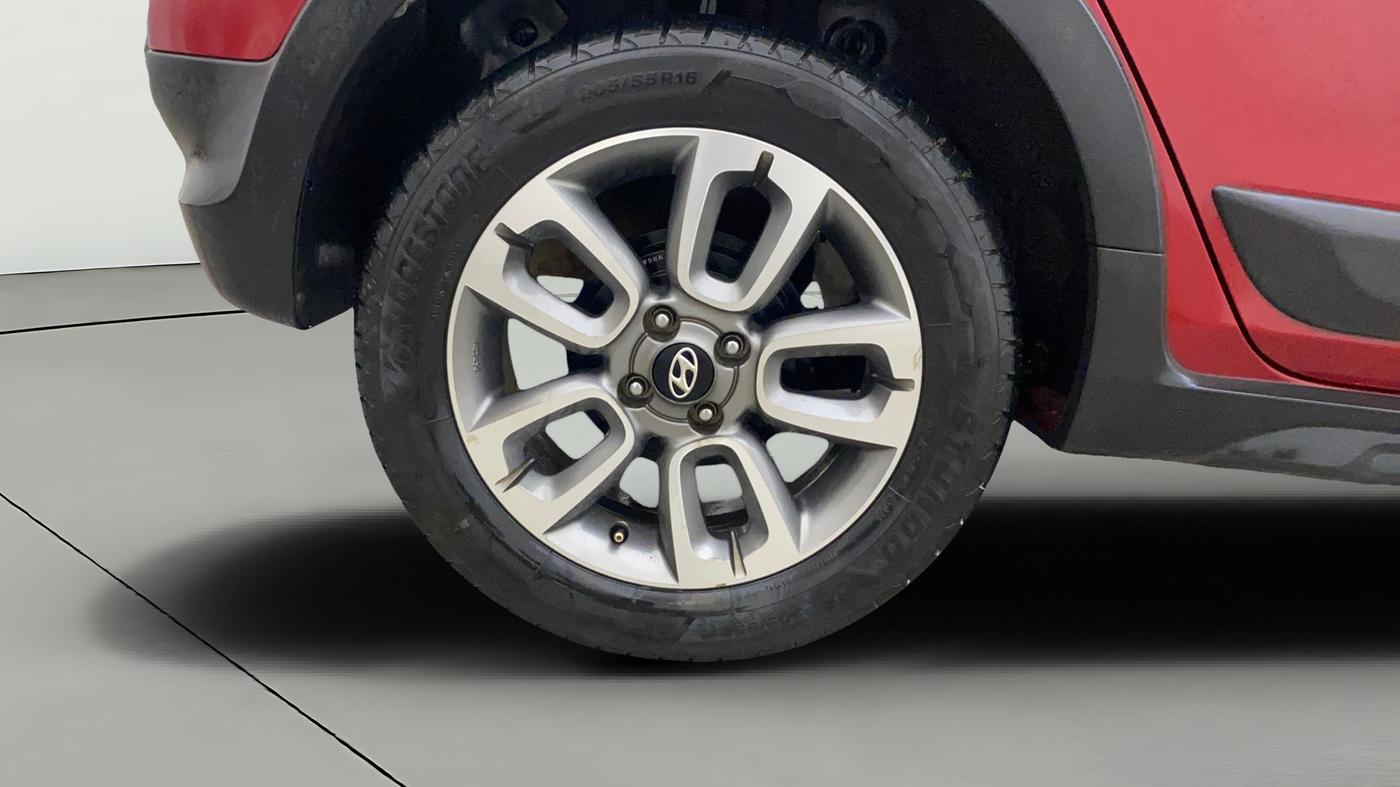 2018 Hyundai i20 Active 1.2 SX, Petrol, Manual, 55,143 km, Right Rear Wheel