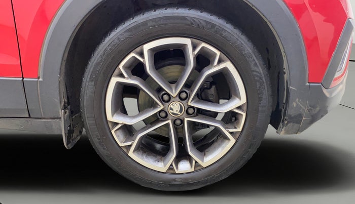 2021 Skoda KUSHAQ STYLE 1.0L TSI MT, Petrol, Manual, 56,564 km, Right Front Wheel