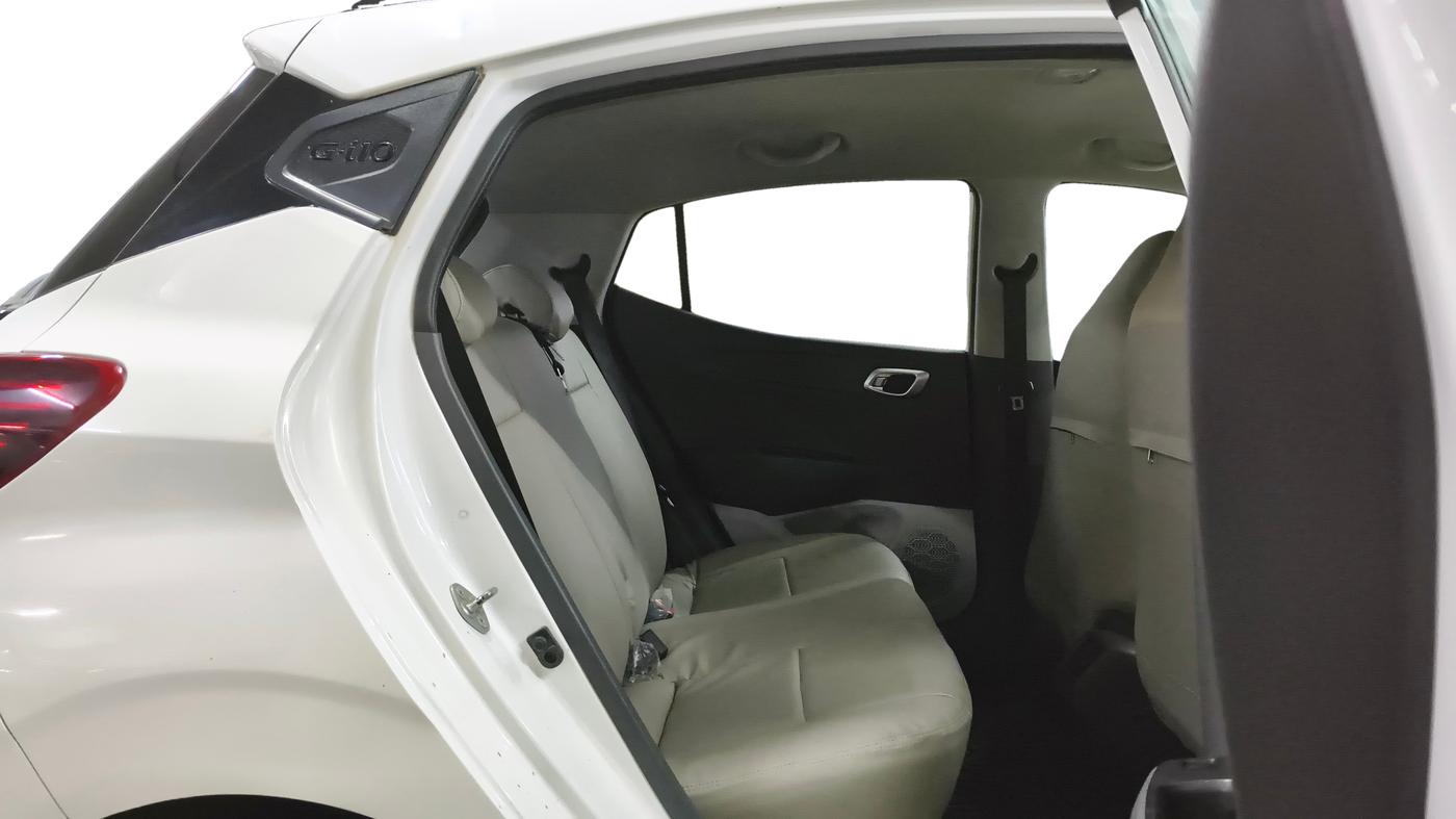 2023 Hyundai GRAND I10 NIOS SPORTZ AMT 1.2 KAPPA VTVT, Petrol, Automatic, 18,951 km, Right Side Rear Door Cabin