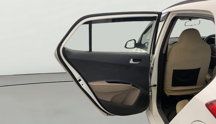 2017 Hyundai Grand i10 SPORTZ (O) 1.2 KAPPA VTVT, Petrol, Manual, 47,654 km, LHS Rear Door