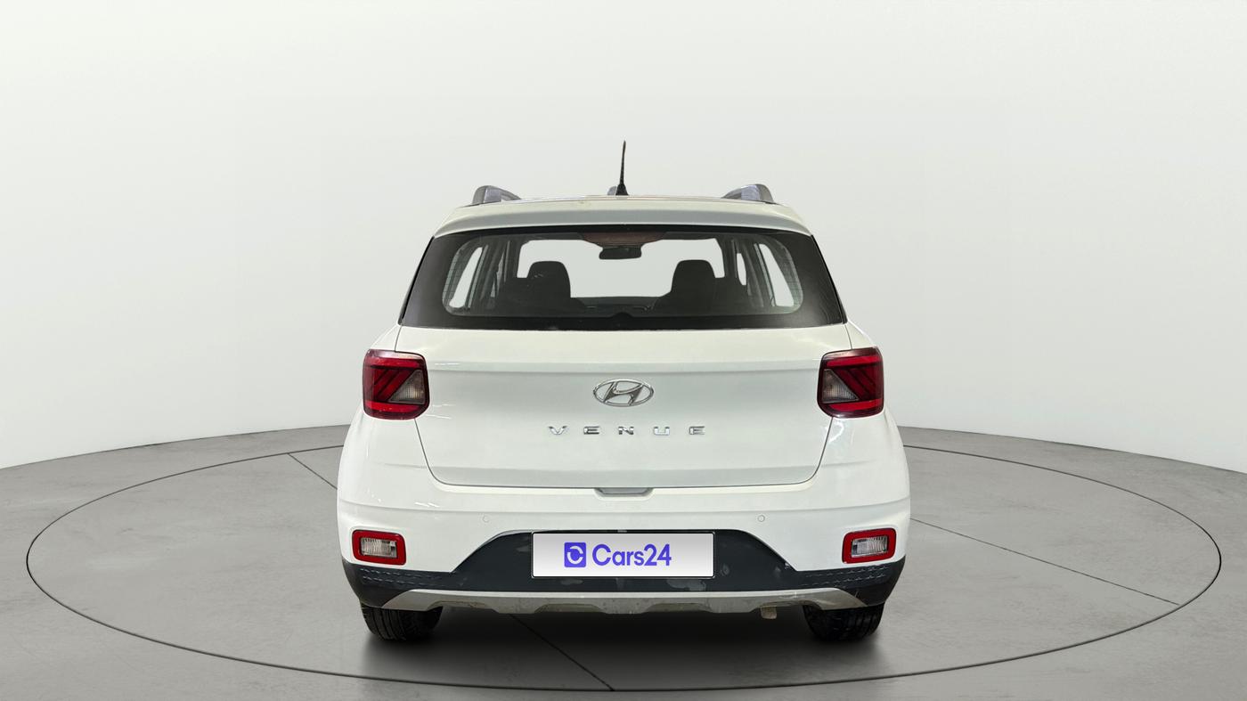 2021 Hyundai VENUE S 1.2, Petrol, Manual, 53,582 km, Back/Rear
