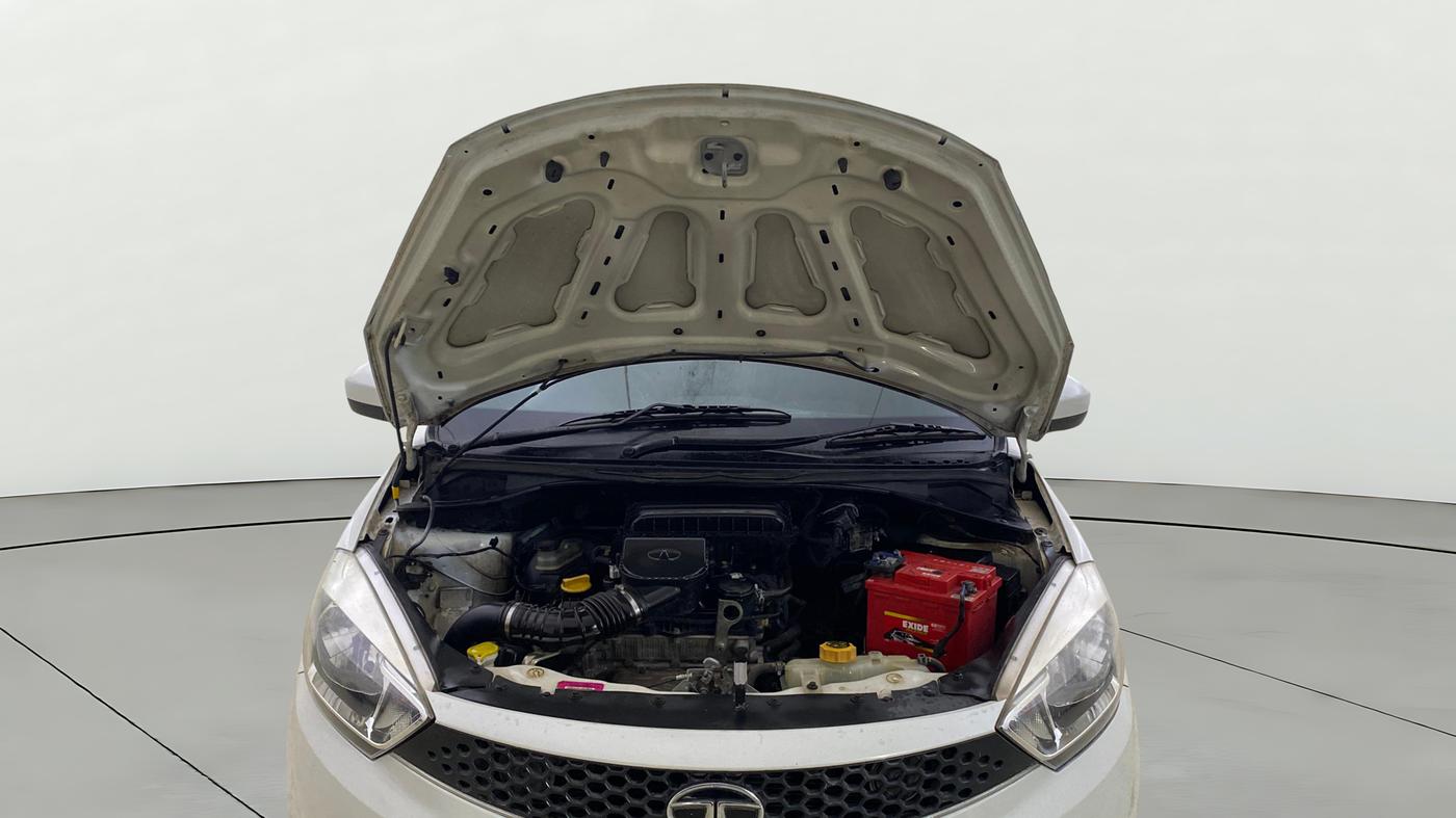 2018 Tata Tiago XT PETROL, Petrol, Manual, 22,439 km, Open Bonet