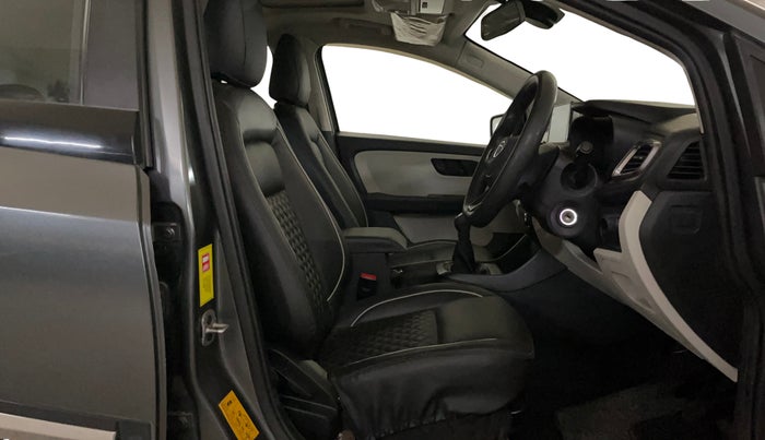 2023 Tata ALTROZ XM PLUS SUNROOF CNG, CNG, Manual, 18,306 km, Right Side Front Door Cabin