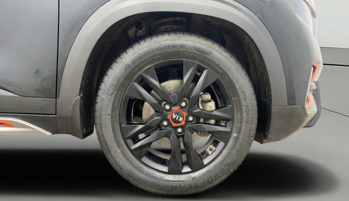 2020 KIA SELTOS HTX ANNIVERSARY EDITION 1.5 PETROL, Petrol, Manual, 27,844 km, Right Front Wheel
