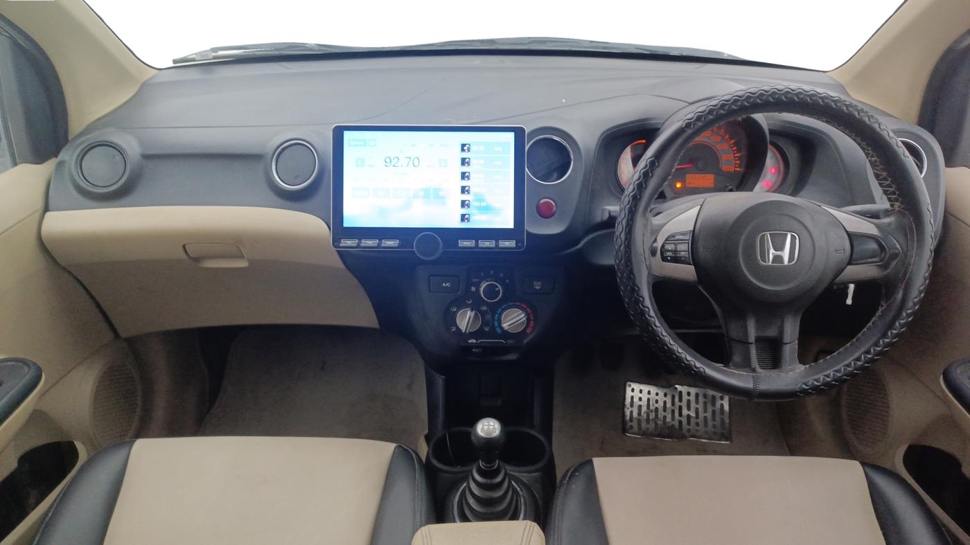 2014 Honda Brio S MT, Petrol, Manual, 86,246 km, Dashboard