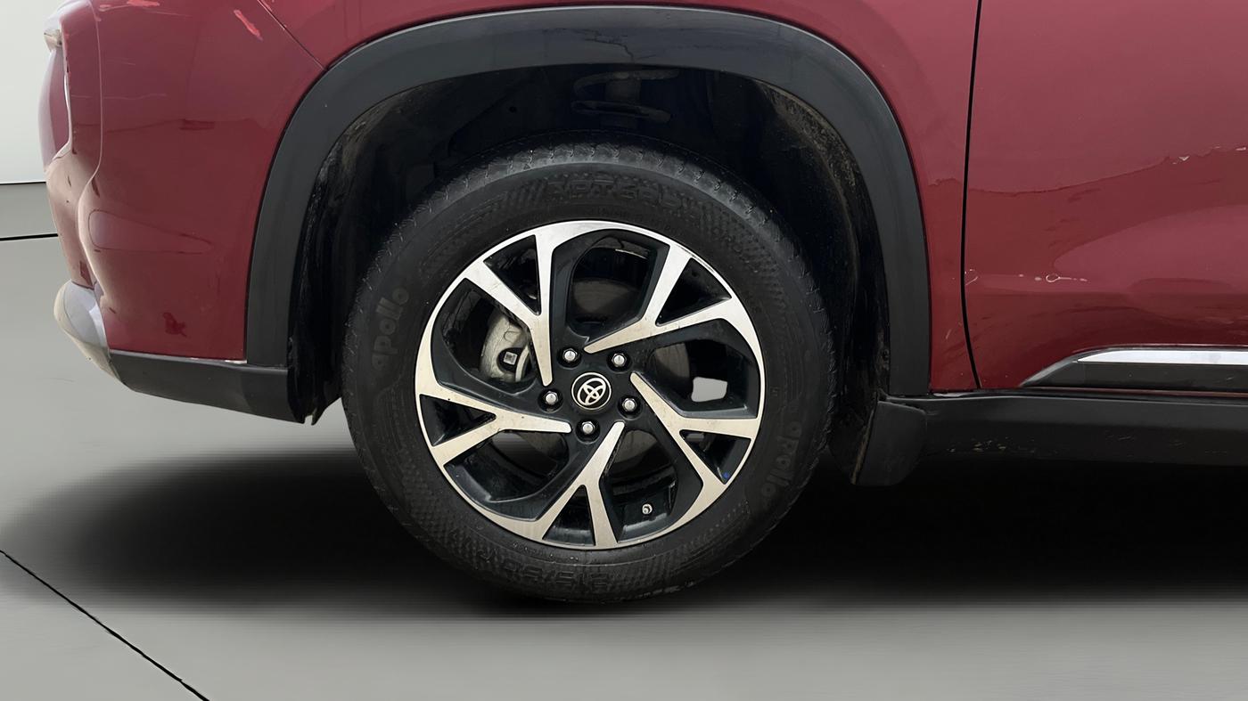 2023 Toyota URBAN CRUISER HYRYDER V HYBRID, Hybrid, Automatic, 69,429 km, Left Front Wheel