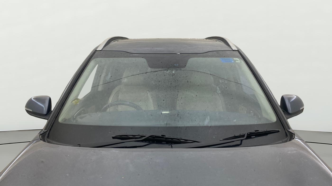 2022 KIA CARENS LUXURY PLUS 1.4 PETROL 7 STR, Petrol, Manual, 44,222 km, Front Windshield