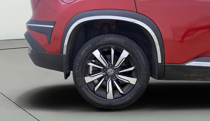 2019 MG HECTOR SHARP 1.5 DCT PETROL, Petrol, Automatic, 25,900 km, Right Rear Wheel