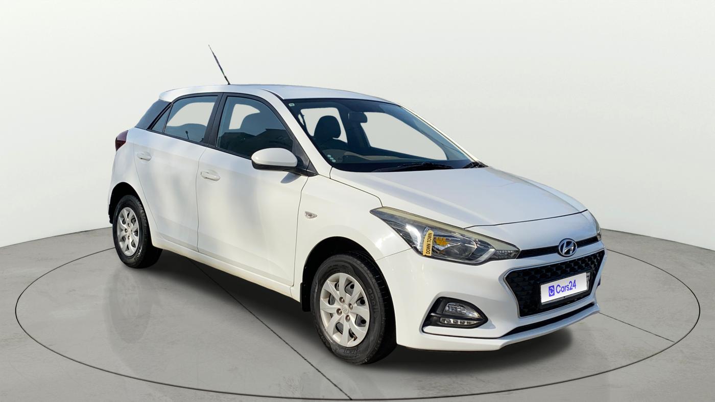 2019 Hyundai Elite i20 MAGNA PLUS 1.2, Petrol, Manual, 38,172 km, Right Front Diagonal