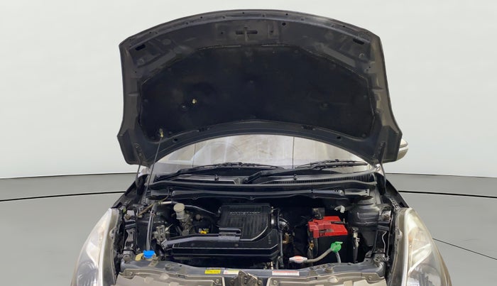 2015 Maruti Swift Dzire VXI, Petrol, Manual, 49,860 km, Open Bonet