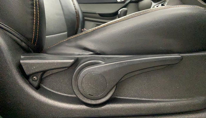 2018 Tata Tiago XZ PETROL, Petrol, Manual, 63,748 km, Driver Side Adjustment Panel