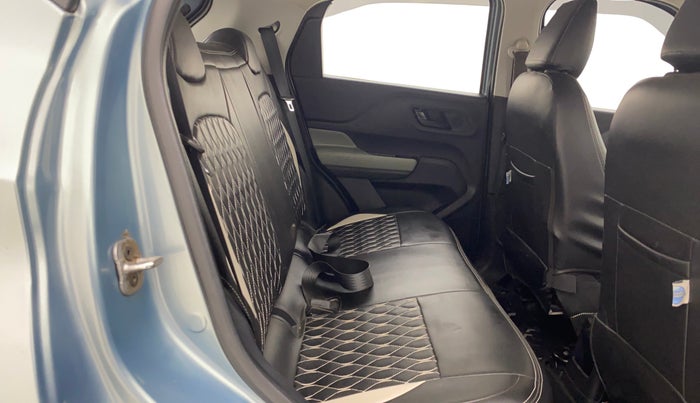 2022 Tata PUNCH ADVENTURE AMT, Petrol, Automatic, 70,590 km, Right Side Rear Door Cabin