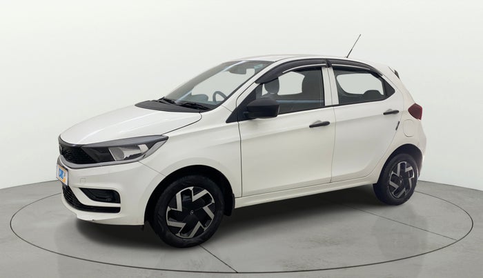 2025 Tata Tiago XM CNG, CNG, Manual, 18,190 km, Left Front Diagonal