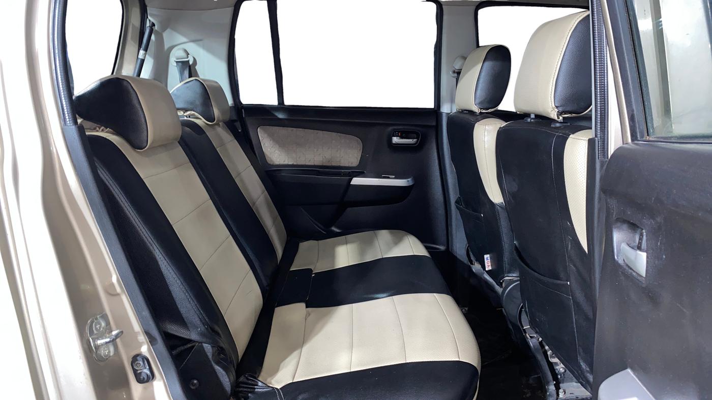2016 Maruti Wagon R 1.0 VXI, Petrol, Manual, 31,925 km, Right Side Rear Door Cabin