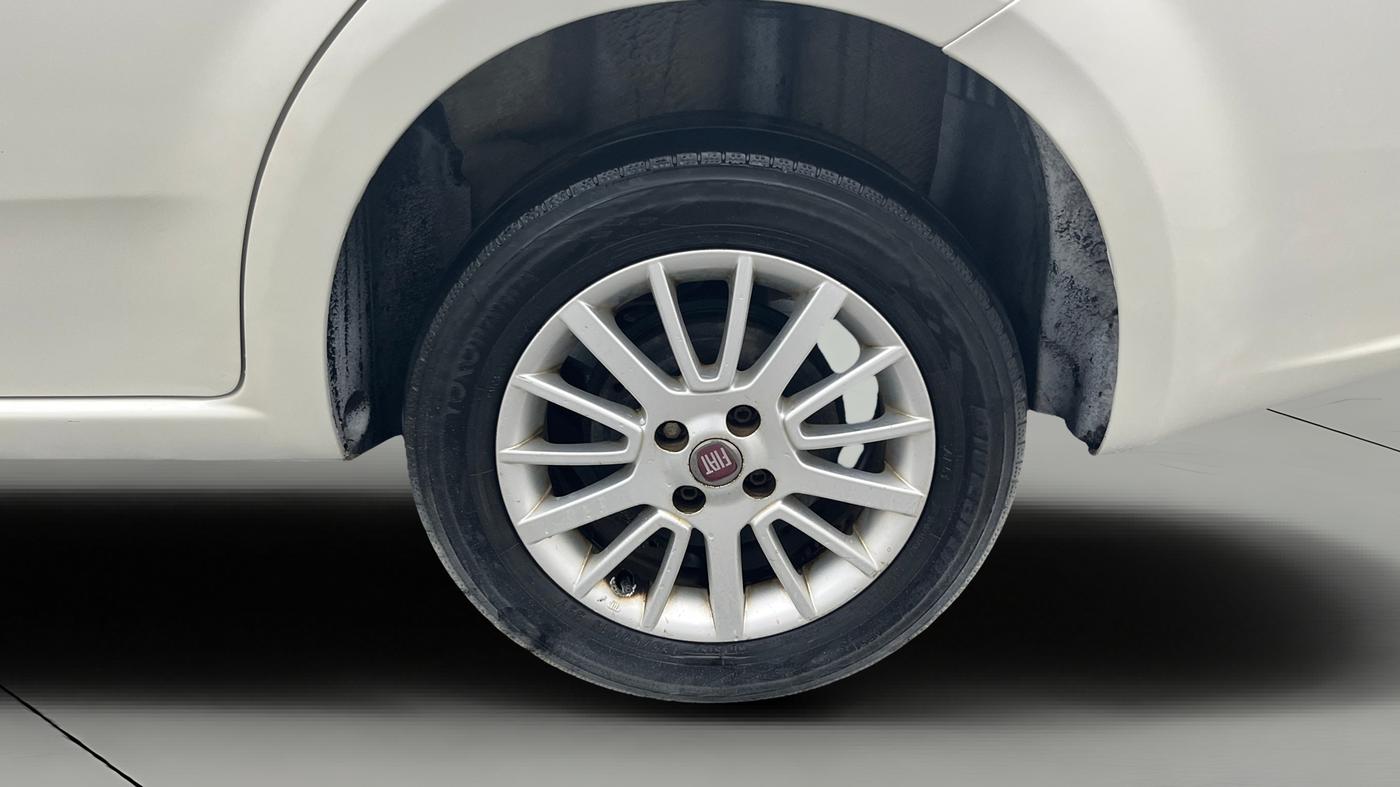 2014 Fiat Linea DYNAMIC 1.3 L ADVANCED MULTIJET, Diesel, Manual, 1,12,675 km, Left Rear Wheel