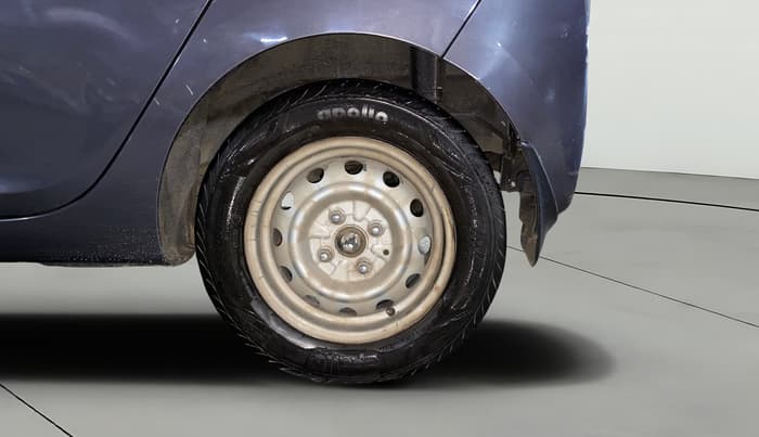 2017 Hyundai Eon ERA +, Petrol, Manual, 43,189 km, Left Rear Wheel