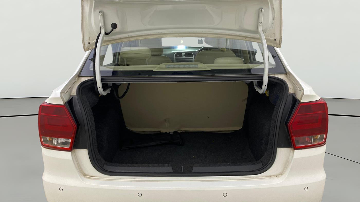 2017 Volkswagen Ameo HIGHLINE DSG 1.5 DIESEL , Diesel, Automatic, 1,47,402 km, Boot Open Zoomed View