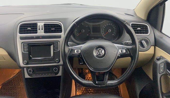 2016 Volkswagen Ameo HIGHLINE1.5L, Diesel, Manual, 85,591 km, Steering Wheel Close Up