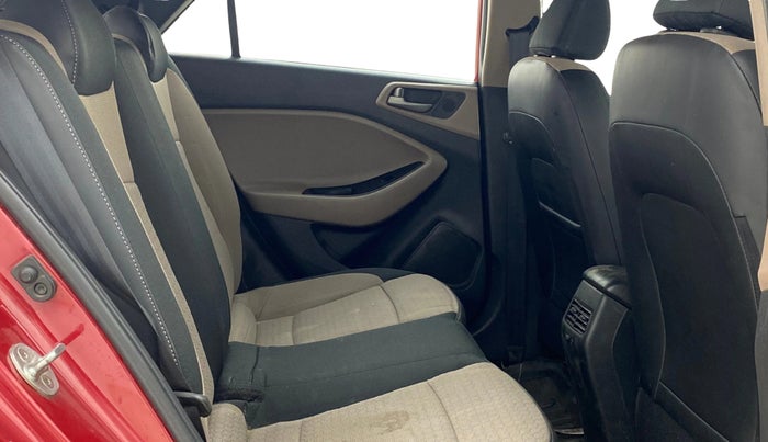 2016 Hyundai Elite i20 SPORTZ 1.2, Petrol, Manual, 90,234 km, Right Side Rear Door Cabin