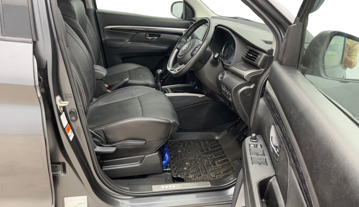 2023 Maruti XL6 ALPHA MT, Petrol, Manual, 32,459 km, Right Side Front Door Cabin