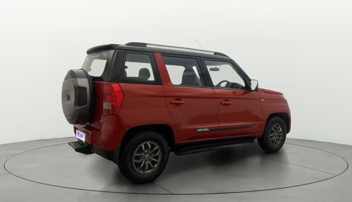 2018 Mahindra TUV300 T10 DUAL TONE, Diesel, Manual, 1,14,191 km, Right Back Diagonal