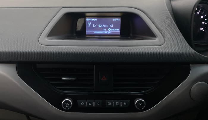 2018 Tata NEXON XM PETROL, Petrol, Manual, 71,164 km, Air Conditioner