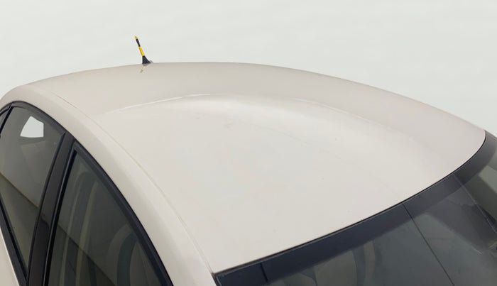 2012 Skoda Rapid AMBITION 1.6 TDI CR MT PLUS, Diesel, Manual, 1,10,617 km, Roof