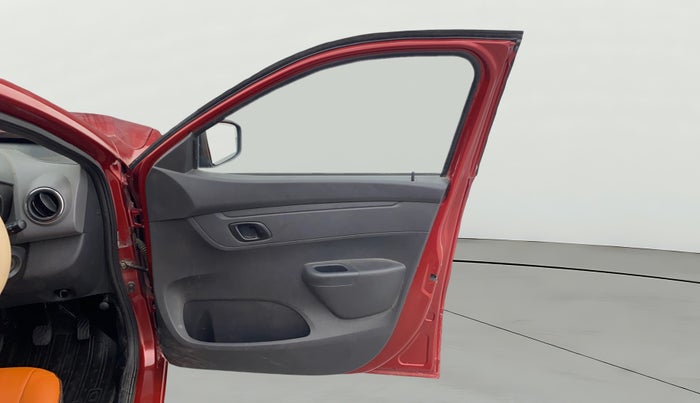 2016 Renault Kwid RXT 0.8, Petrol, Manual, 76,994 km, RHS Front Door