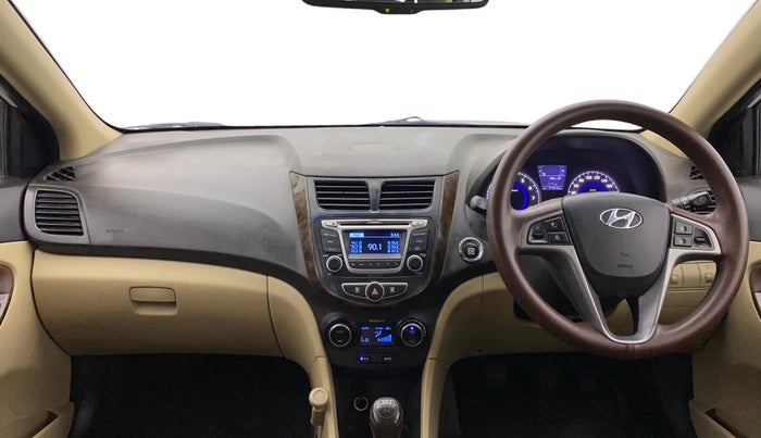 2015 Hyundai Verna FLUIDIC 4S 1.6 VTVT S(O), Petrol, Manual, 71,982 km, Dashboard