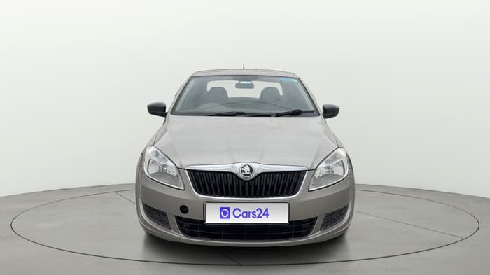 2013 Skoda Rapid 1.6 MPI ACTIVE, Petrol, Manual, 99,623 km, Front