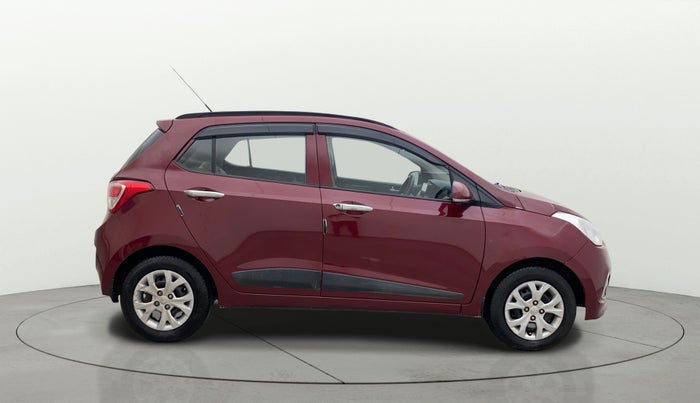 2016 Hyundai Grand i10 SPORTZ 1.2 KAPPA VTVT, Petrol, Manual, 51,279 km, Right Side View